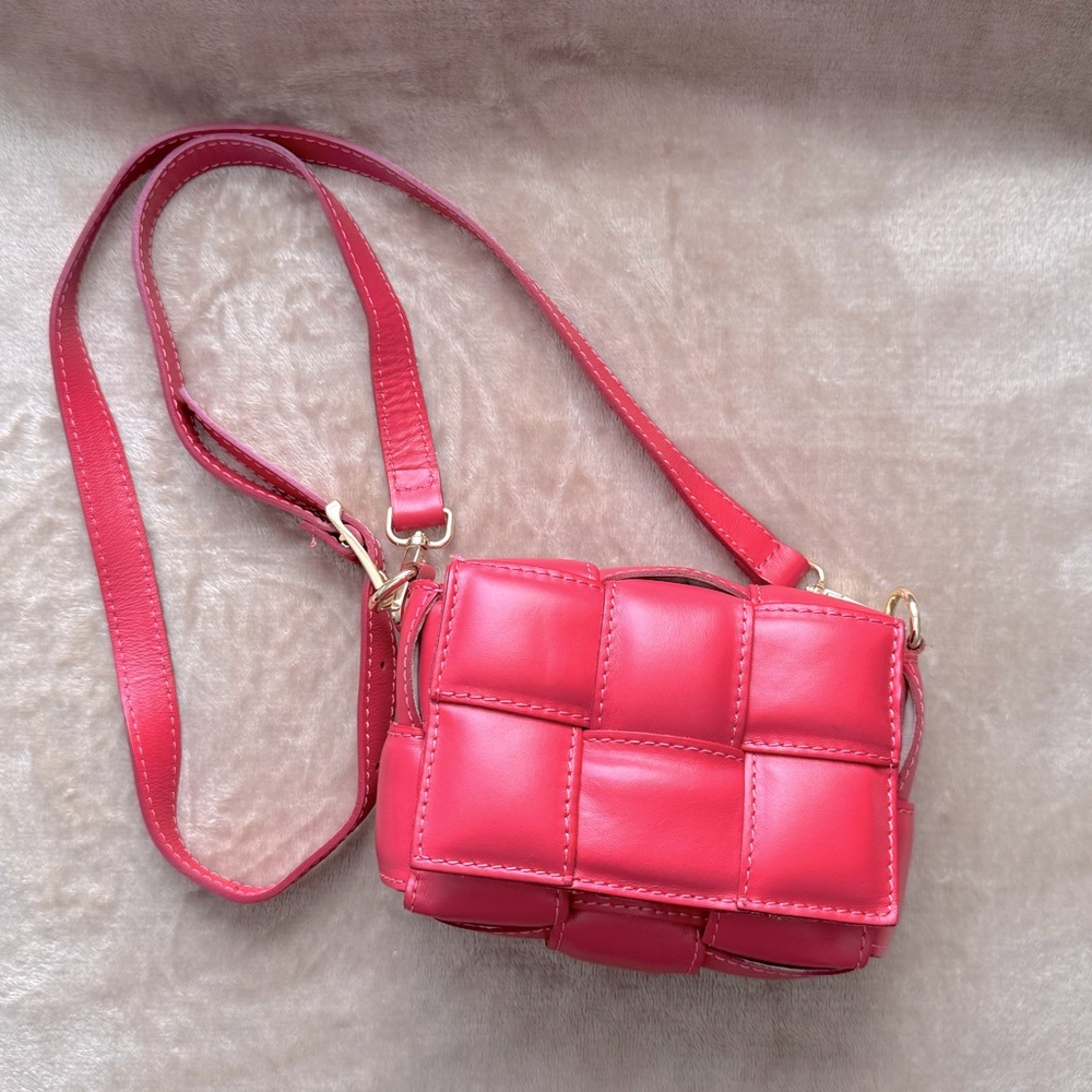 Genuine Leather mini bag Super Soft to touch puffer style woven look